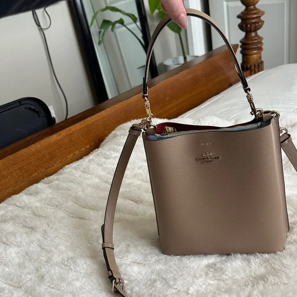 Coach Taupe Leather Crossbody Bucket Bag with Red Interior - Picture 3 of 15